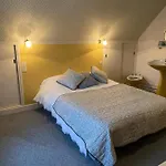 Accommodatie bij particulieren De Famille L.f.m.a.l. Giat