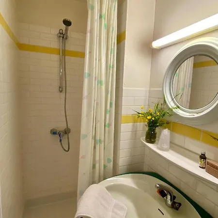 Quarto em Acomodações Particulares De Famille L.f.m.a.l.