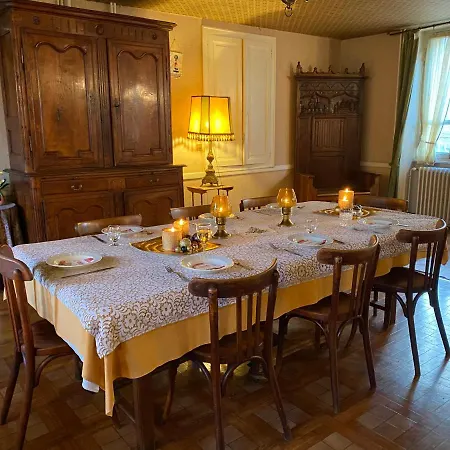 De Famille L.f.m.a.l. *